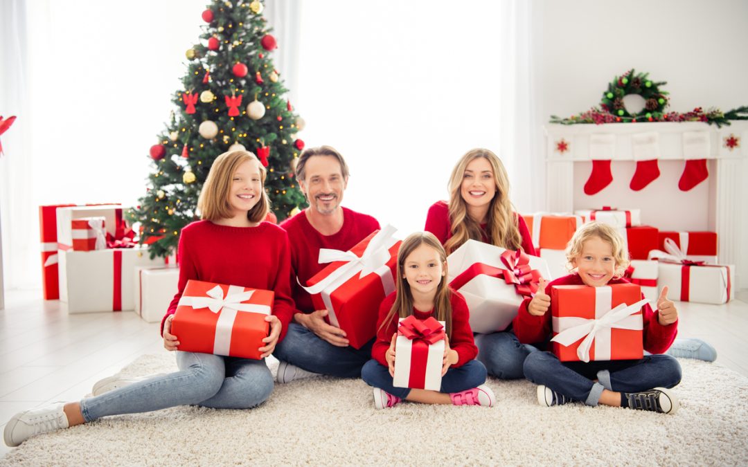 Capturing Joy, Creative Family Portrait Ideas for the Holiday Season